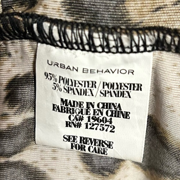 Urban Behavior leopard print short tight dress - Picture 3 of 9